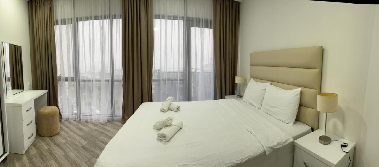 Holiday Premium Apartments Batumi Esterno foto