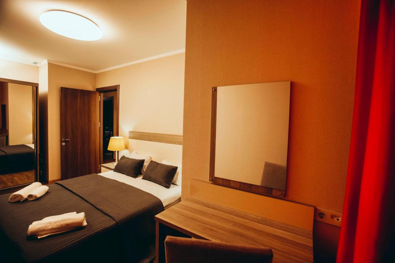 Holiday Premium Apartments Batumi Esterno foto